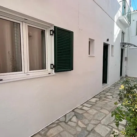 Angelos House Deluxe Apartments Città di Skiathos Esterno foto