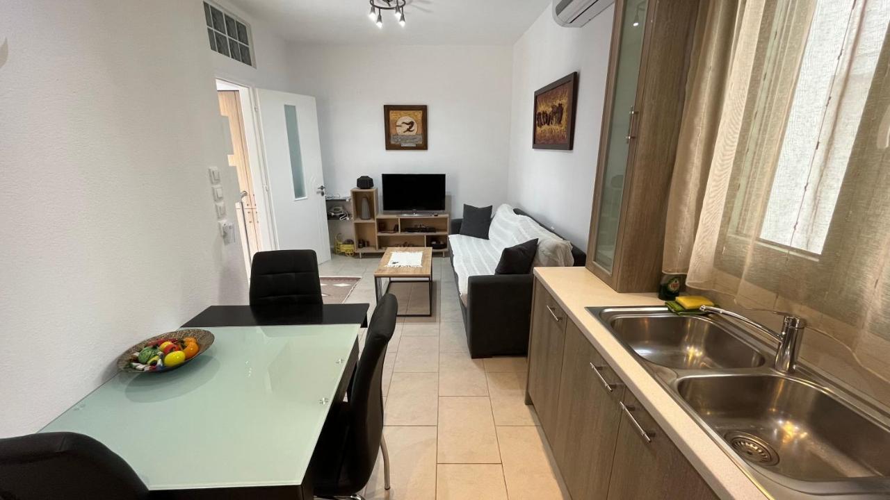 Angelos House Deluxe